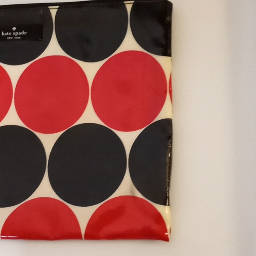 Kate spade polka dot makeup case - Picture 3 of 5
